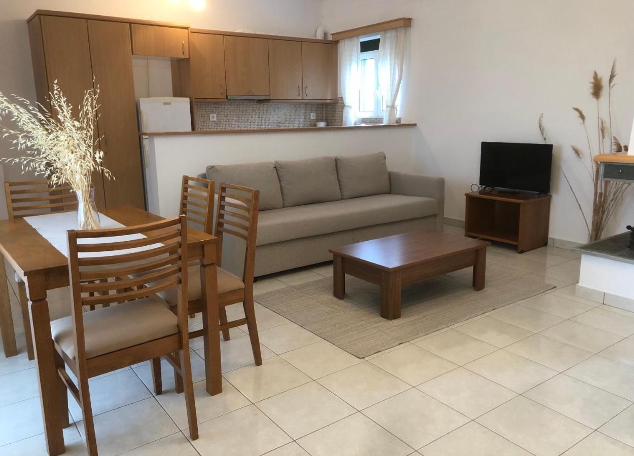 Politia Villas 카리스토스 외부 사진